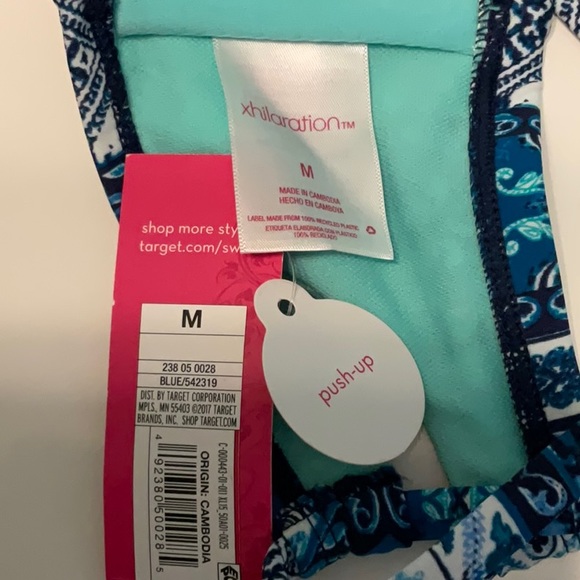 Xhilaration swimsuit top. Sz Medium NWT - Picture 7 of 7